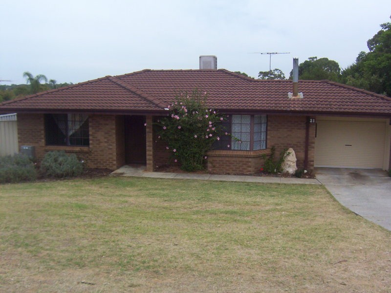 21 Tanson Road, Parmelia WA 6167