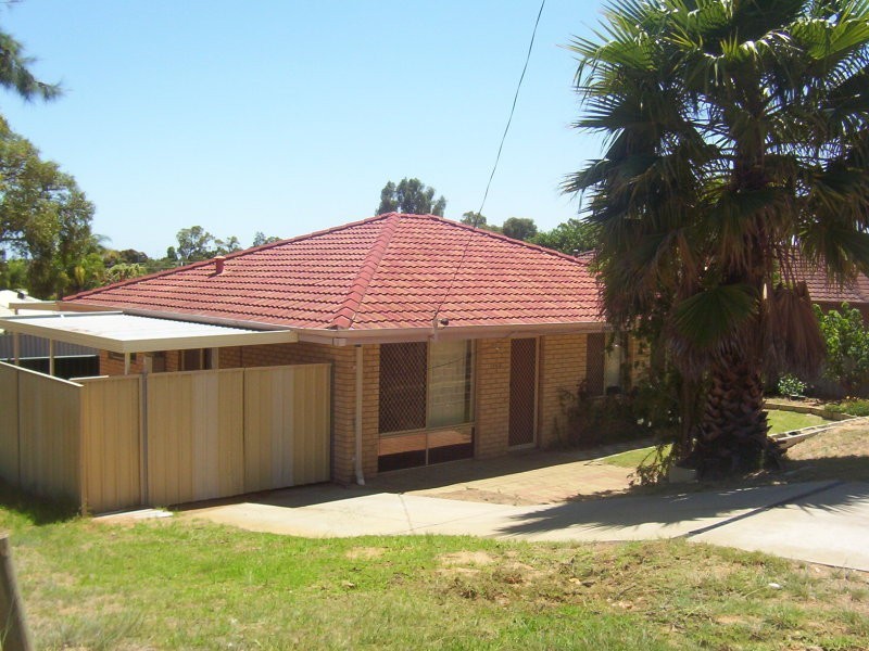 143 Parmelia Avenue, Parmelia WA 6167