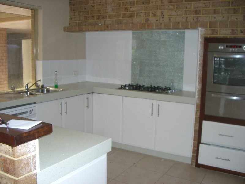 3 Bartlett Place, Parmelia WA 6167