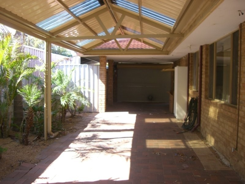 3 Bartlett Place, Parmelia WA 6167