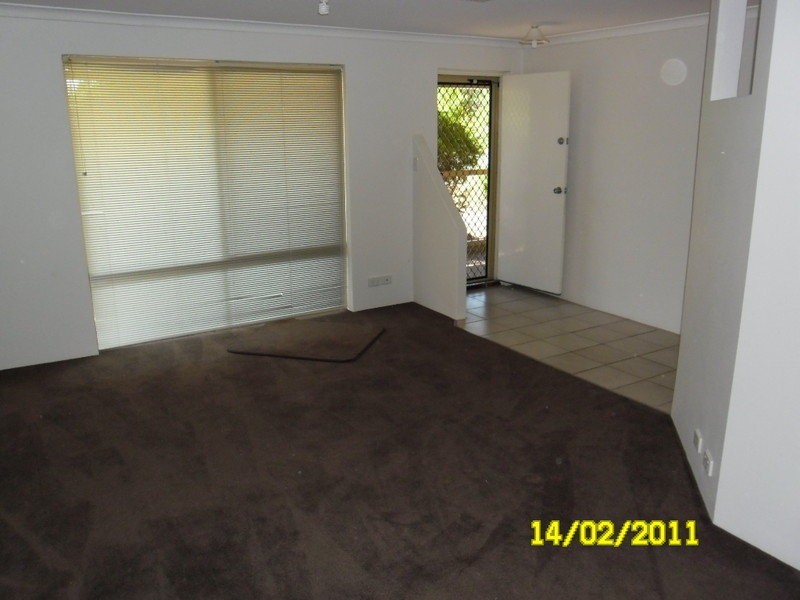 35 Perham Crescent, Leda WA 6170