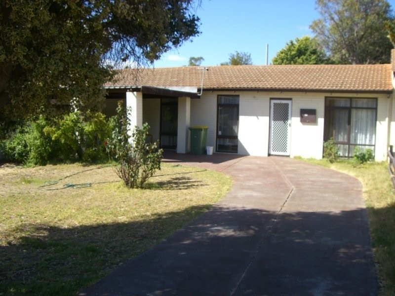 34 Coleman Road, Calista WA 6167