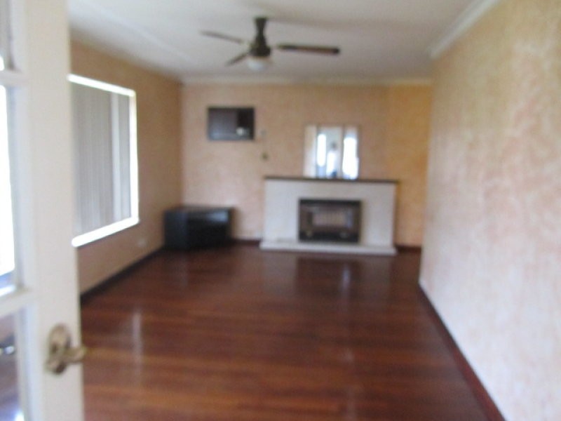 25 Coleman Road, Calista WA 6167