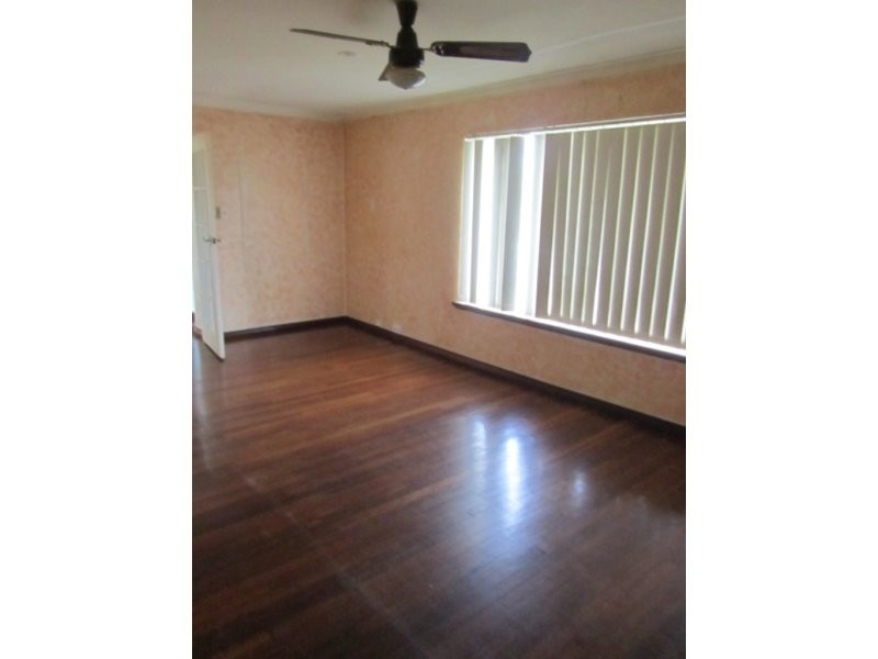 25 Coleman Road, Calista WA 6167