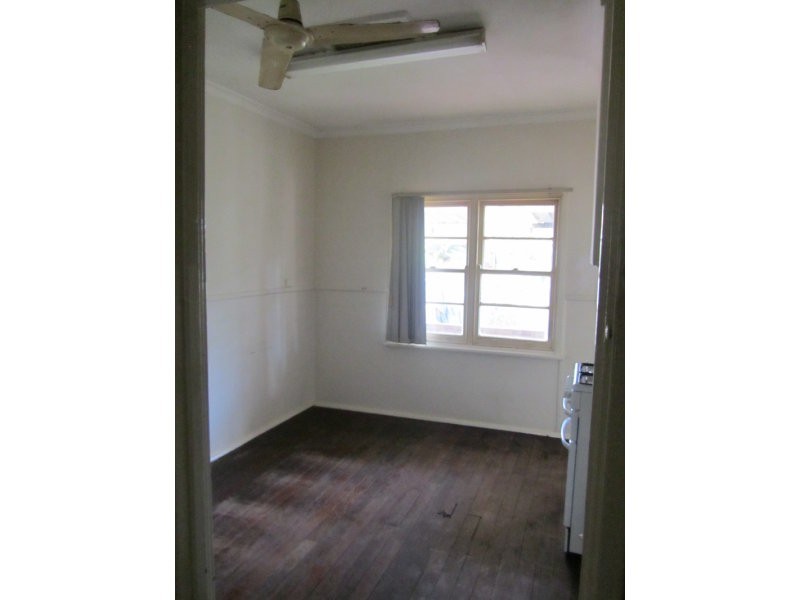 32 Crabtree Way, Medina WA 6167