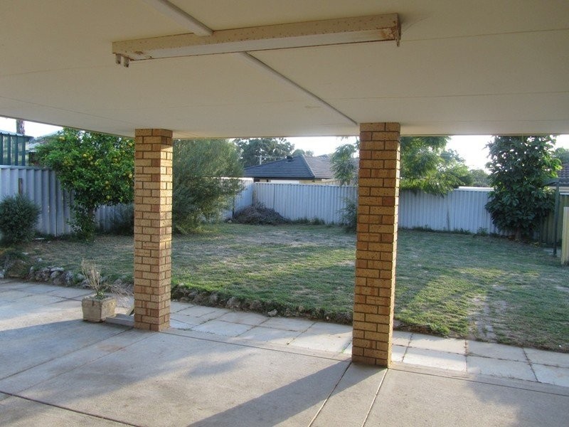 1 Barney Court, Parmelia WA 6167