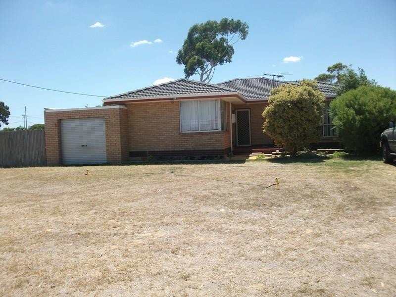 4 Mcmahon Street, Rockingham WA 6168