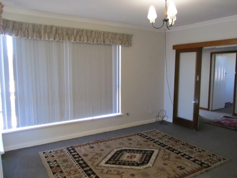4 Mcmahon Street, Rockingham WA 6168