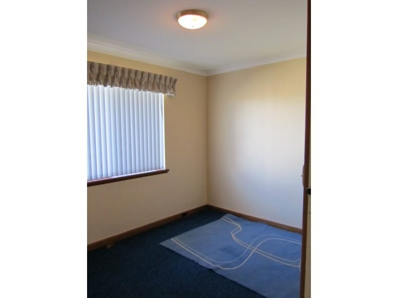 4 Mcmahon Street, Rockingham WA 6168
