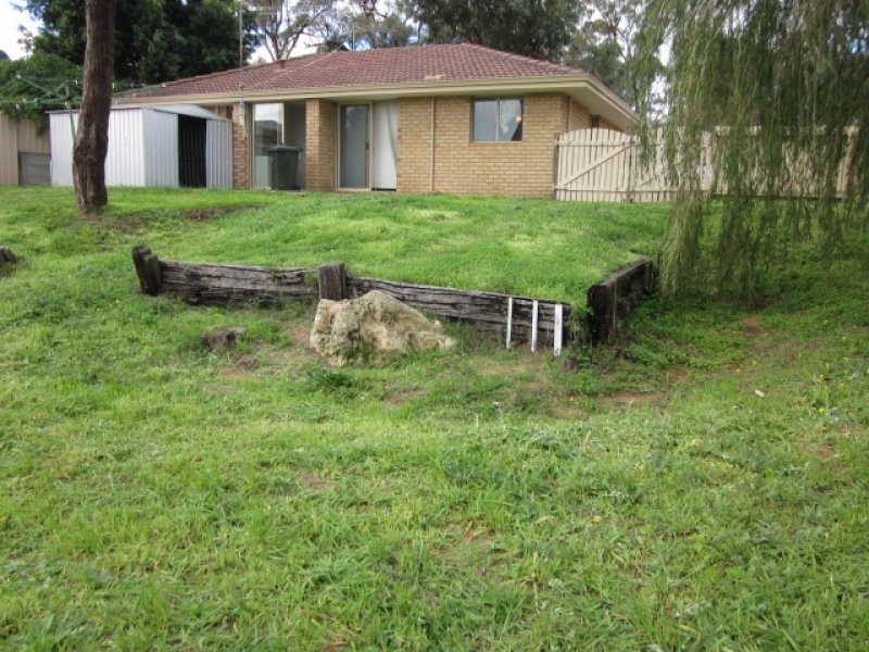 135 Parmelia Ave, Parmelia WA 6167