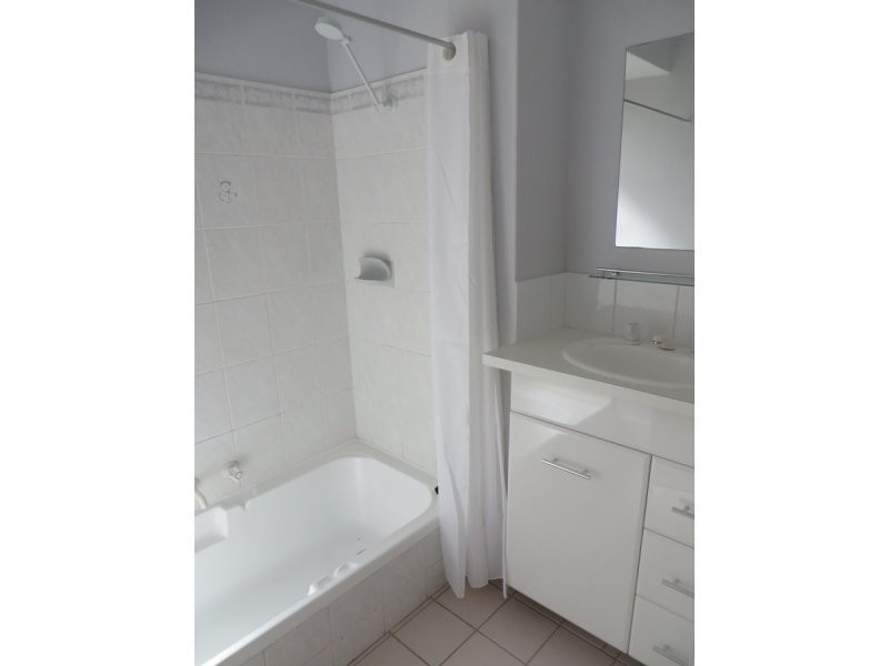 25 Hargrave Place, Parmelia WA 6167