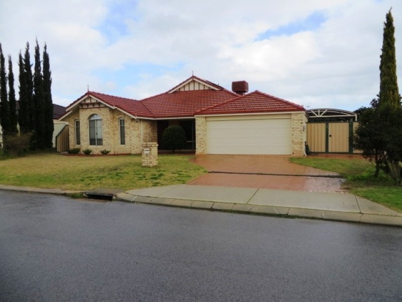 15 Caroline Crescent,, Bertram WA 6167