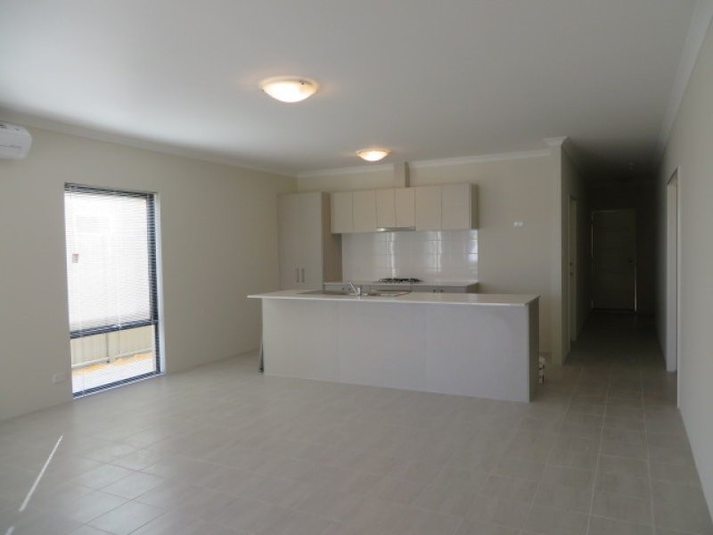 14 Goldfields Loop, Wandi WA 6167