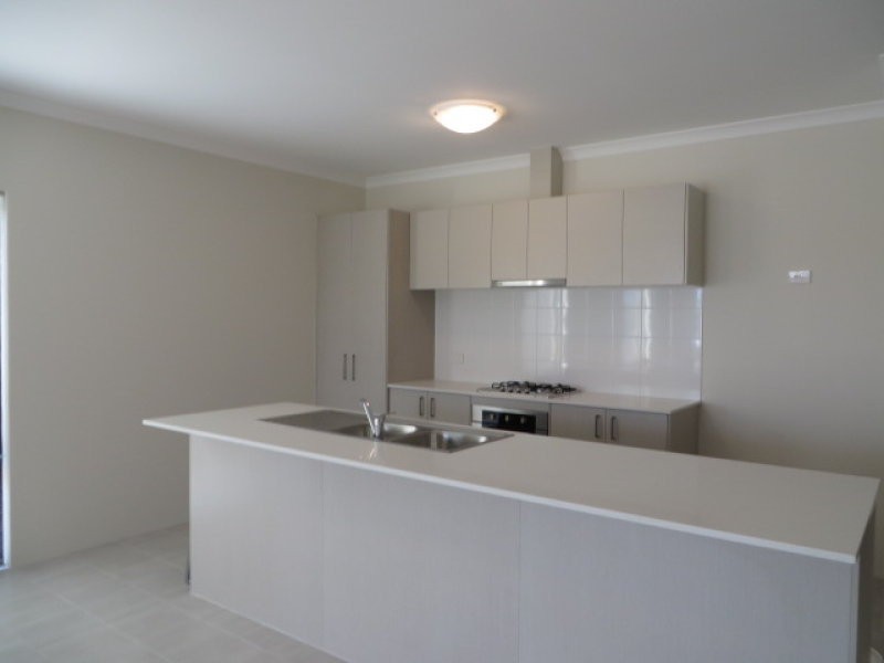 14 Goldfields Loop, Wandi WA 6167