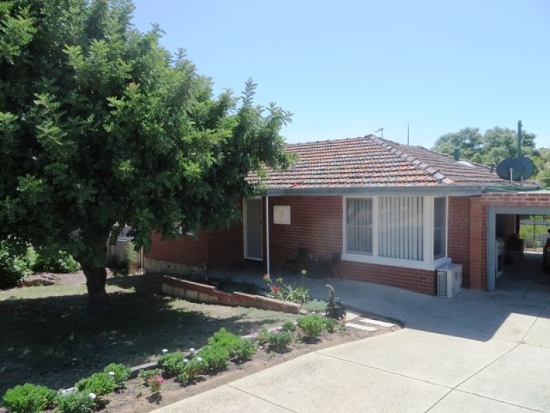 18 Crawford Road, Orelia WA 6167