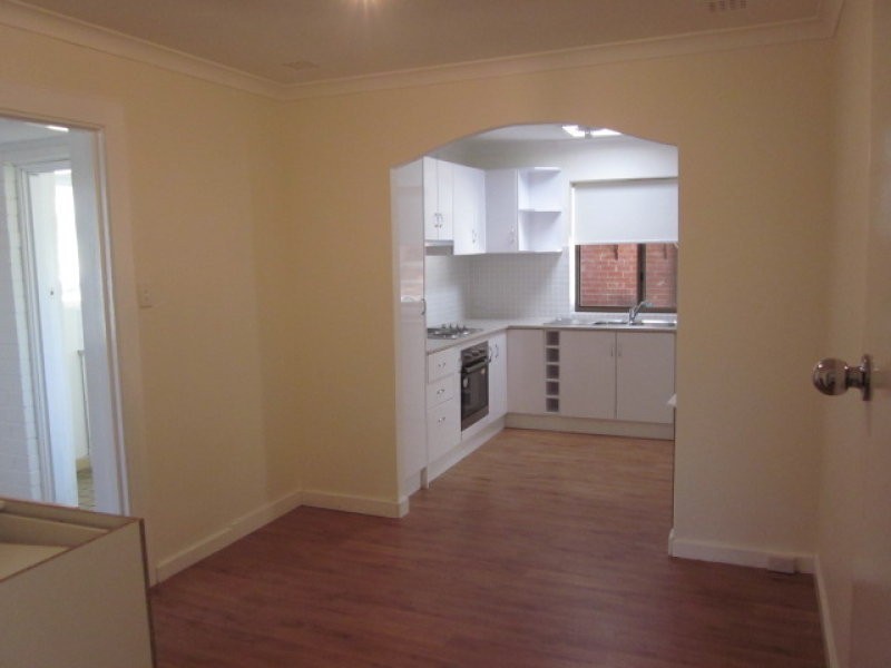 18 Crawford Road, Orelia WA 6167