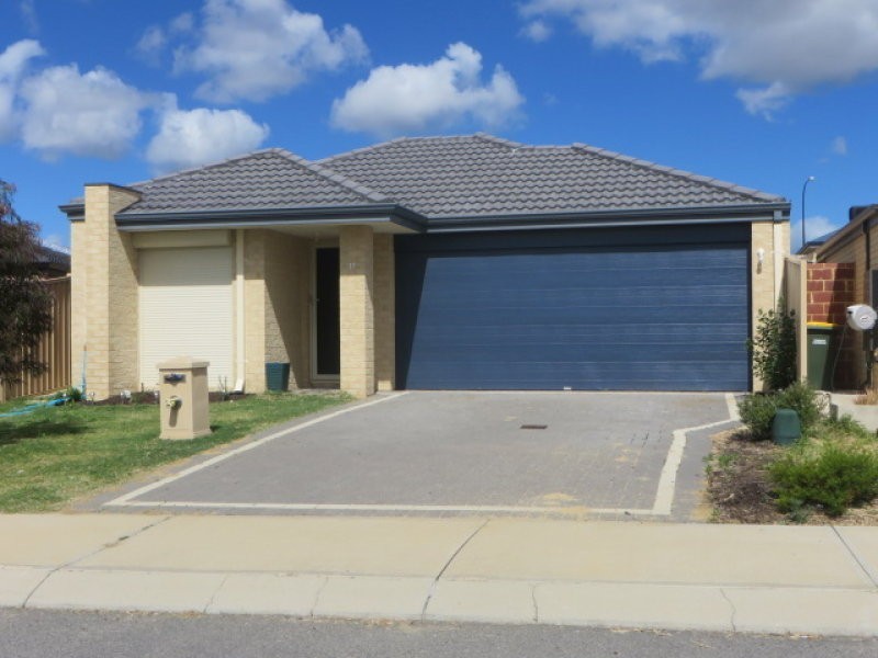 11 Corrour Bend, Bertram WA 6167