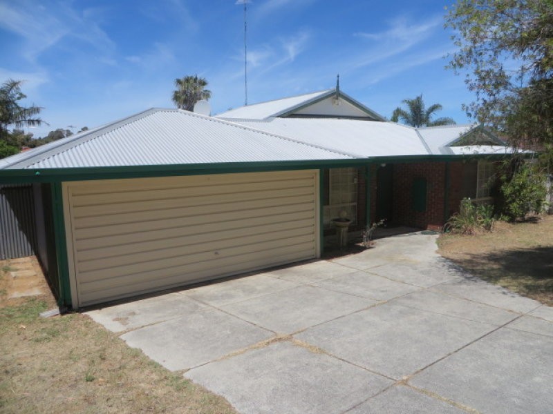 8 Patrick Vista, Parmelia WA 6167