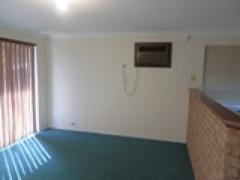 1A Leop Court, Parmelia WA 6167