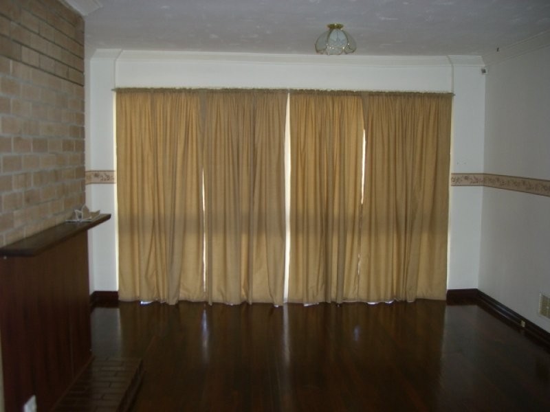 83 Orelia Avenue, Orelia WA 6167