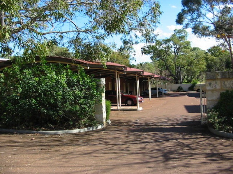 8/14 Canham Way, Orelia WA 6167