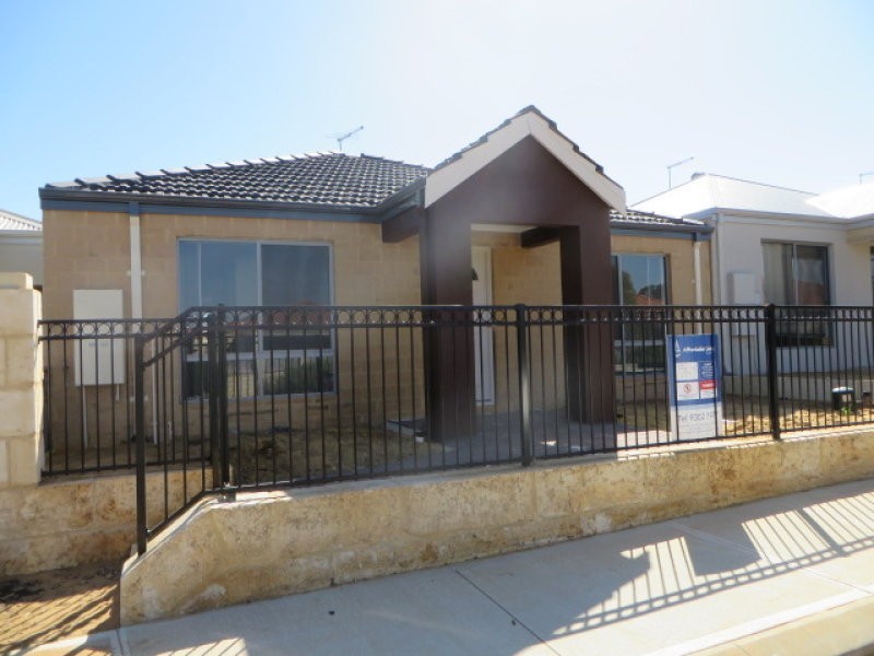 36 Walden Street, Wellard WA 6170