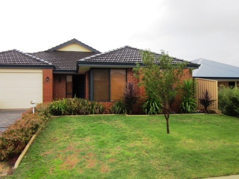 18 Silverline Bend, Bertram WA 6167