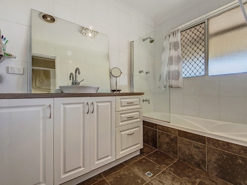 79 Orelia Avenue, Orelia WA 6167