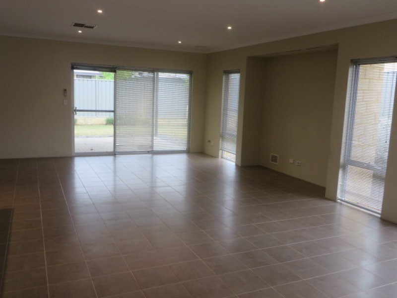 10 Brockenhurst Link, Wellard WA 6170