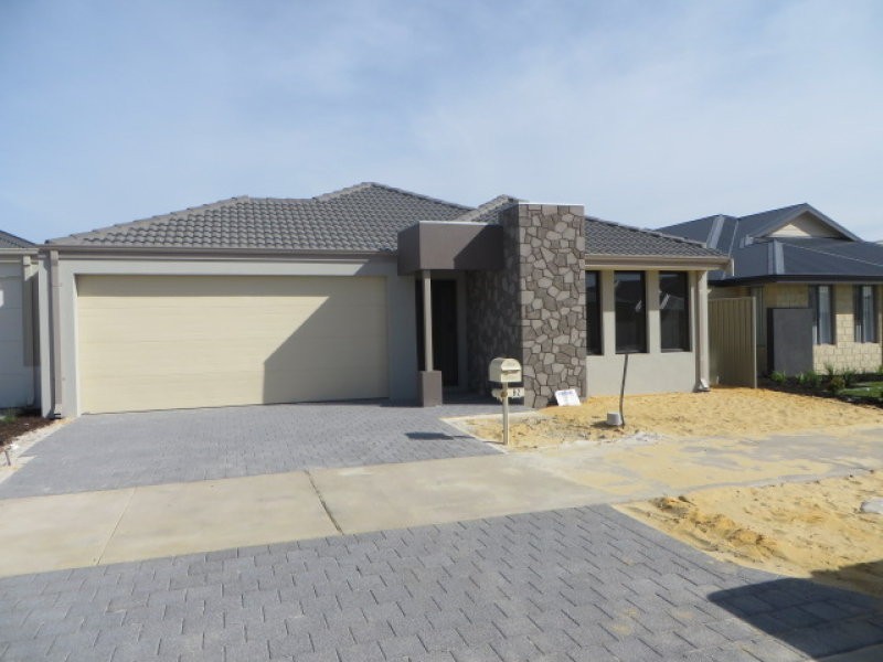 82 Weewar Circuit, South Yunderup WA 6208