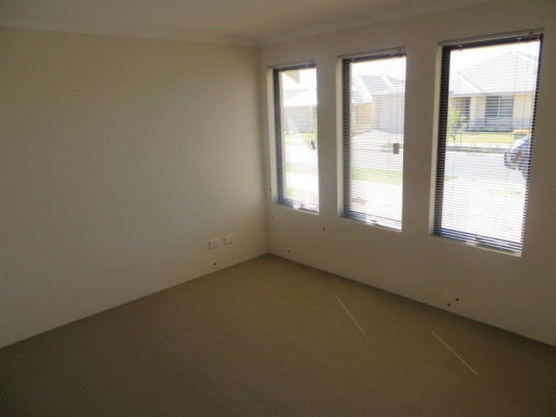 82 Weewar Circuit, South Yunderup WA 6208