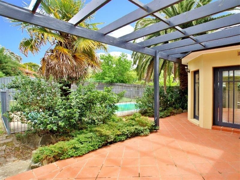 22 Johnston Crescent, Lane Cove NSW 2066