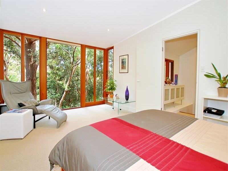 16 Crowther Avenue, Greenwich NSW 2065