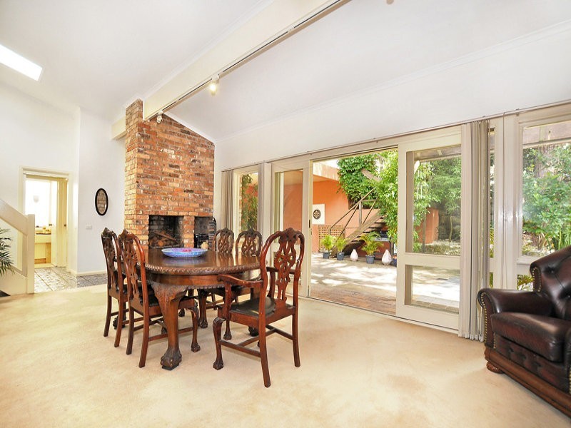 2 Barina Road, Riverview NSW 2066