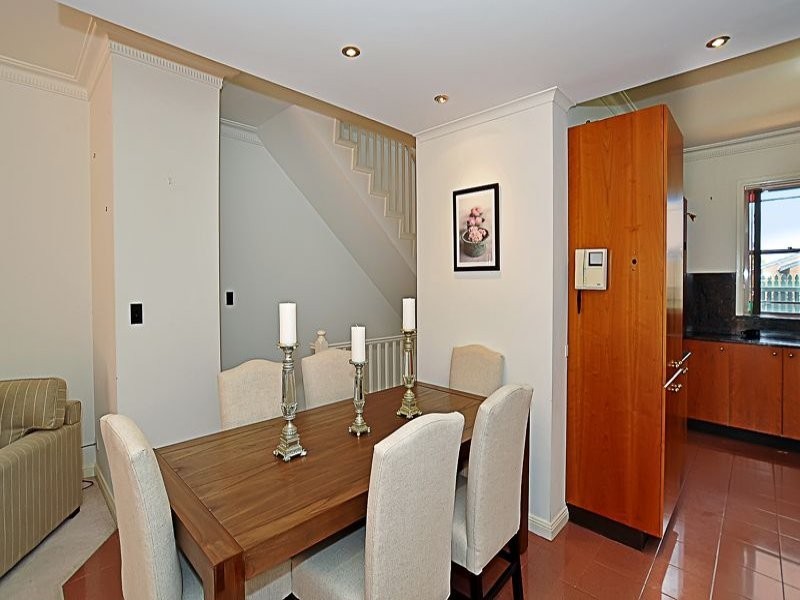 6/4-6 Eric Road, Artarmon NSW 2064