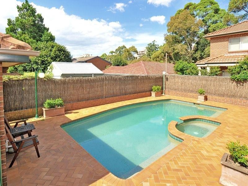 6/4-6 Eric Road, Artarmon NSW 2064