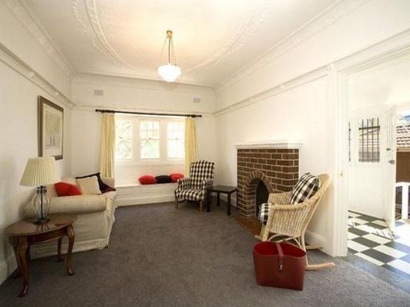 32 River Road, Wollstonecraft NSW 2065