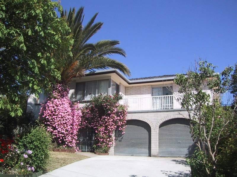 14 Denis Drive, Riverside TAS 7250