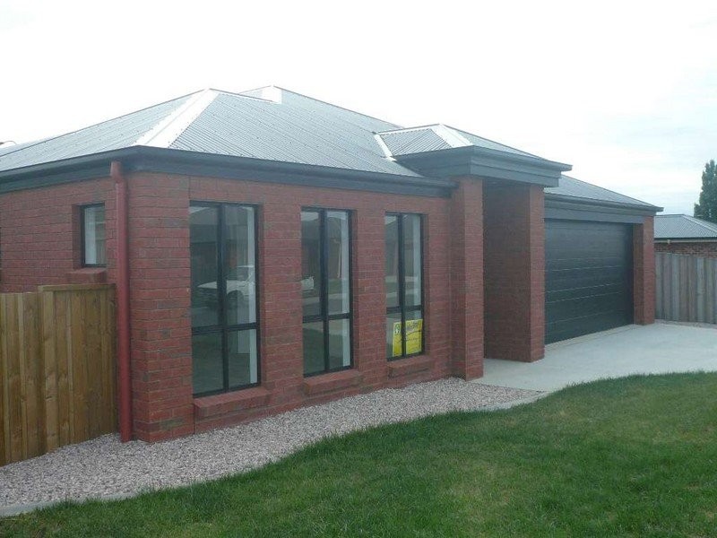 5 Pocket Place, Newnham TAS 7248