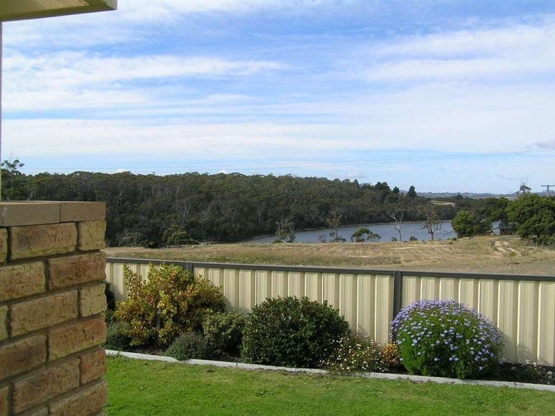 89 Gerzalia Drive, George Town TAS 7253