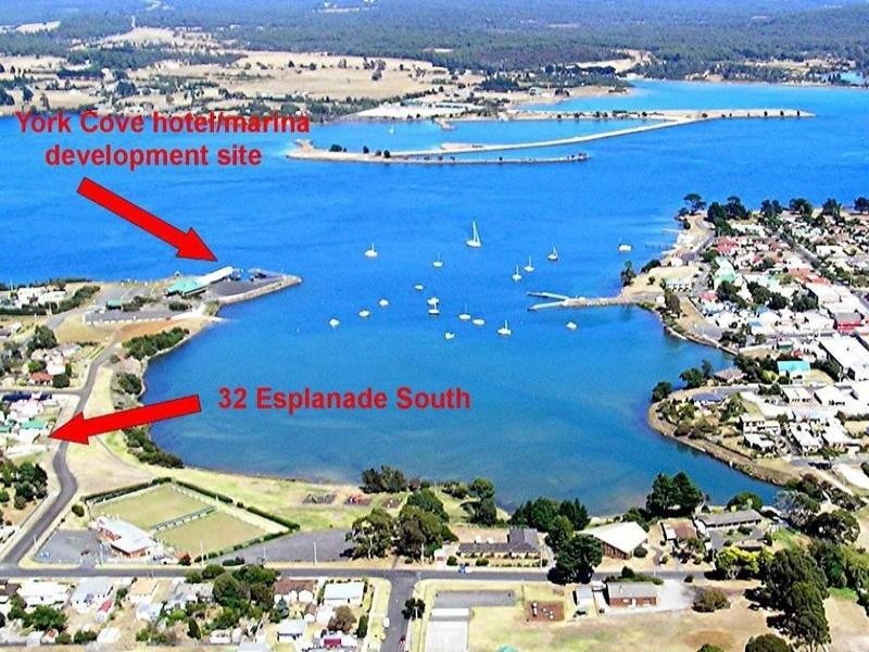 32 Esplanade South, George Town TAS 7253