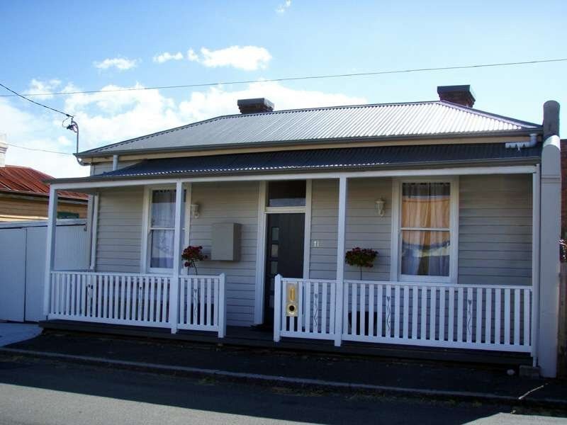 11 Bernard Street, Invermay TAS 7248