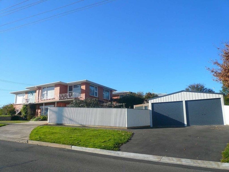 2 Redwood Crescent, Youngtown TAS 7249