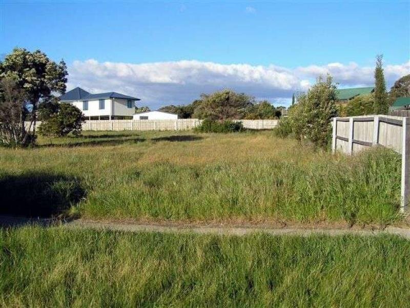 15 Reece Street, George Town TAS 7253