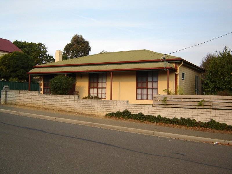17 Station Road, St Leonards TAS 7250