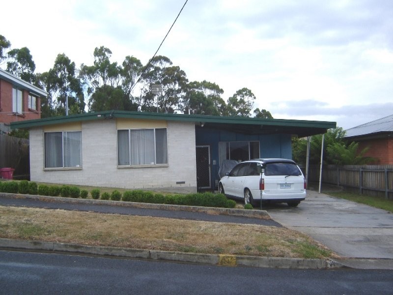 6 Redwood Crescent, Youngtown TAS 7249