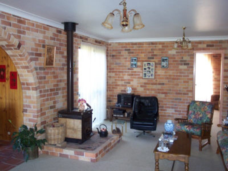 3 Beach Street, Dunbogan NSW 2443
