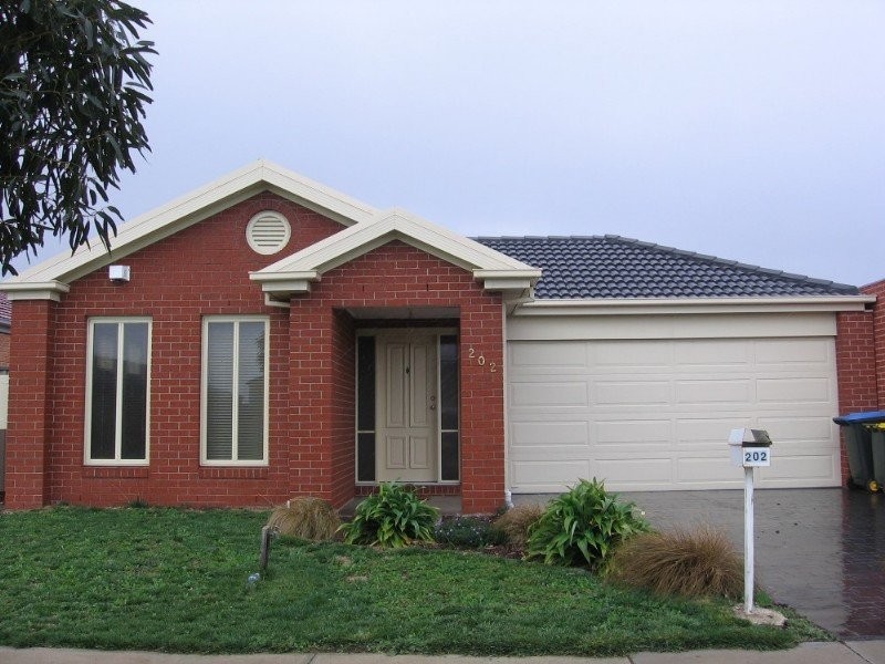 202 Thames Blvd, Tarneit VIC 3029
