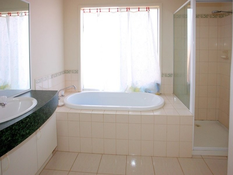 267 Hogans Road, Hoppers Crossing VIC 3029