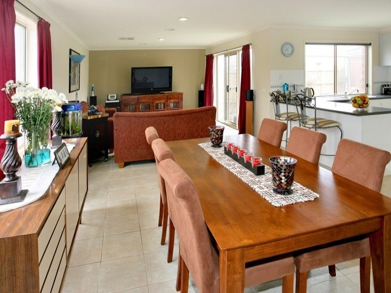 37 Neptune Drive, Point Cook VIC 3030